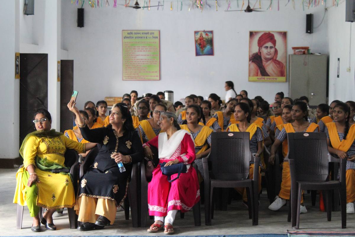 Tablet Distribution Program